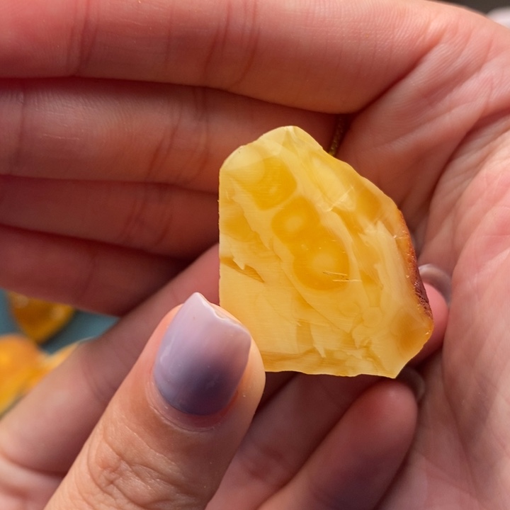 追***者定制琥珀未镶嵌蜜蜡