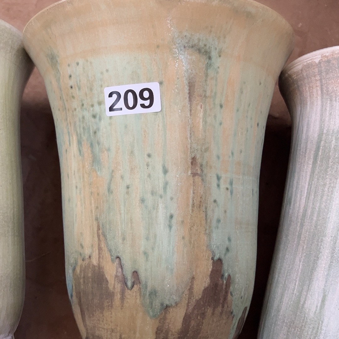 景德镇瘦高绿色209