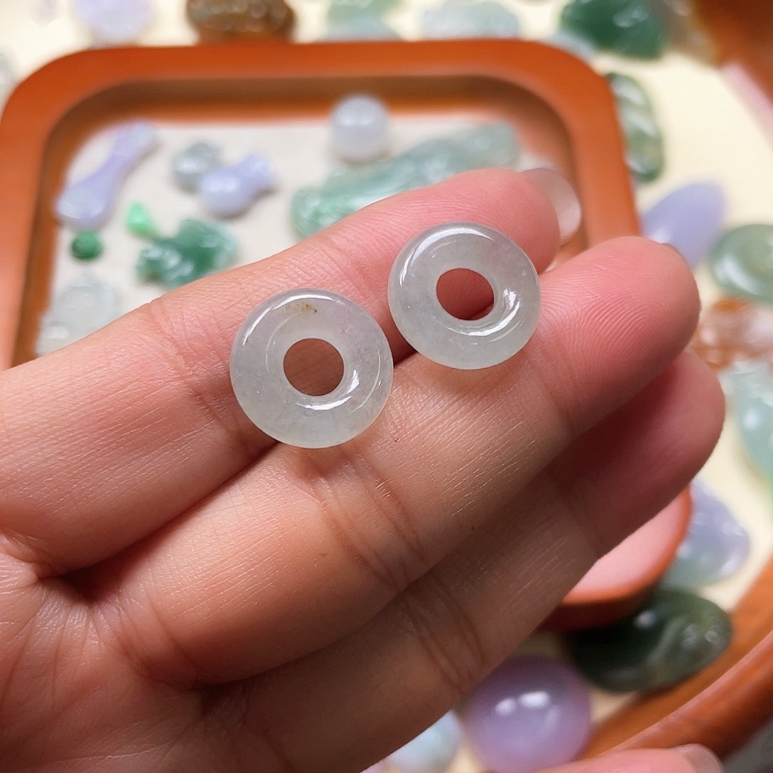 散珠翡翠5678987765