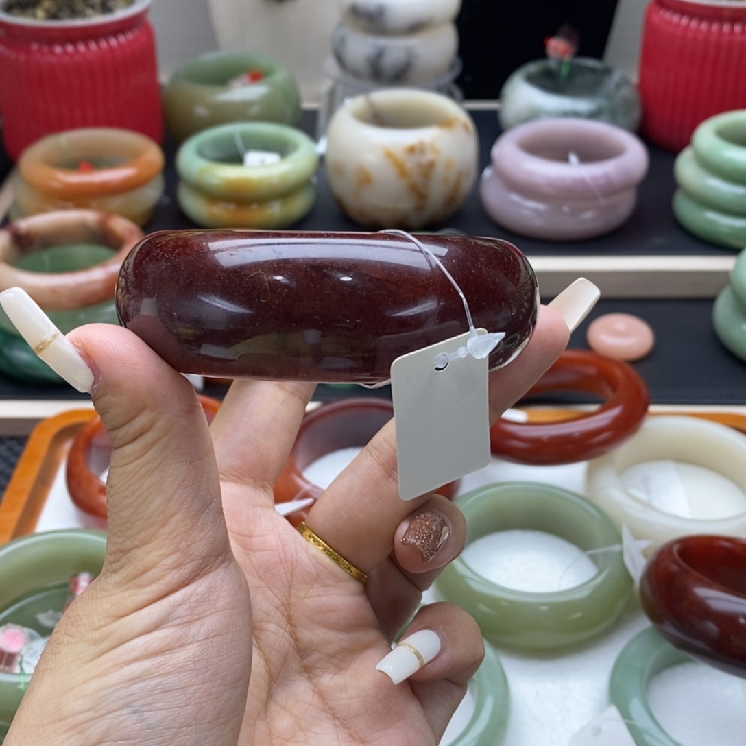 石英质玉未镶嵌手镯