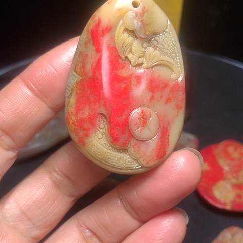 昌化石昌化鸡血石挂件