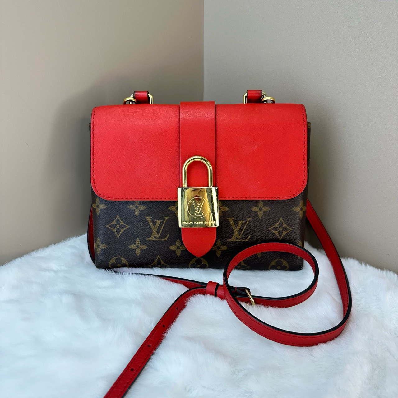 95新 LouisVuitton/路易威登 LV红色锁头包locky bb 