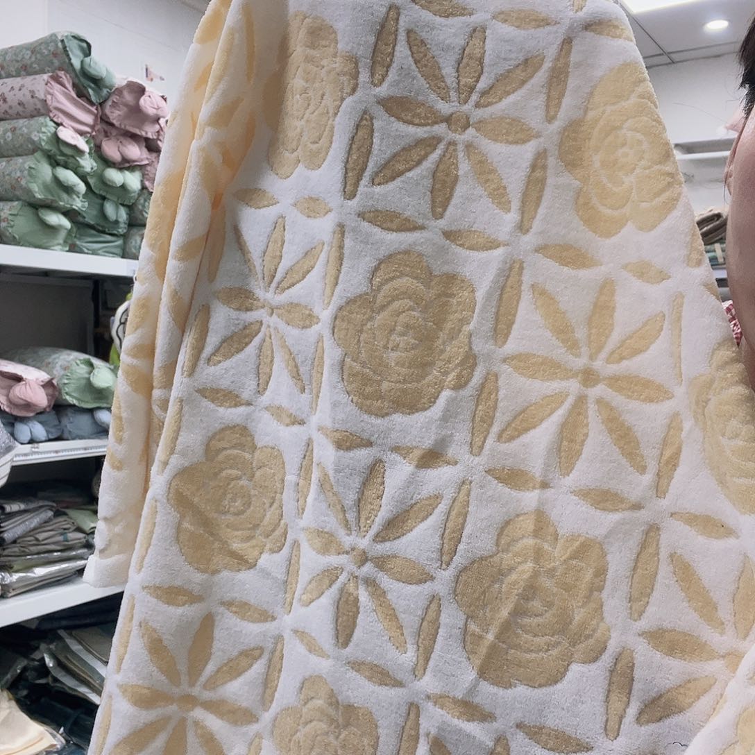 皮革快乐大本营和三部影片