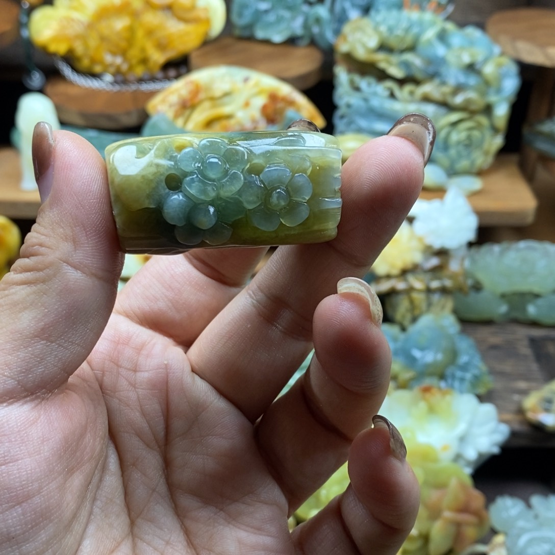 凉***°岫玉未镶嵌吊坠(不含链)