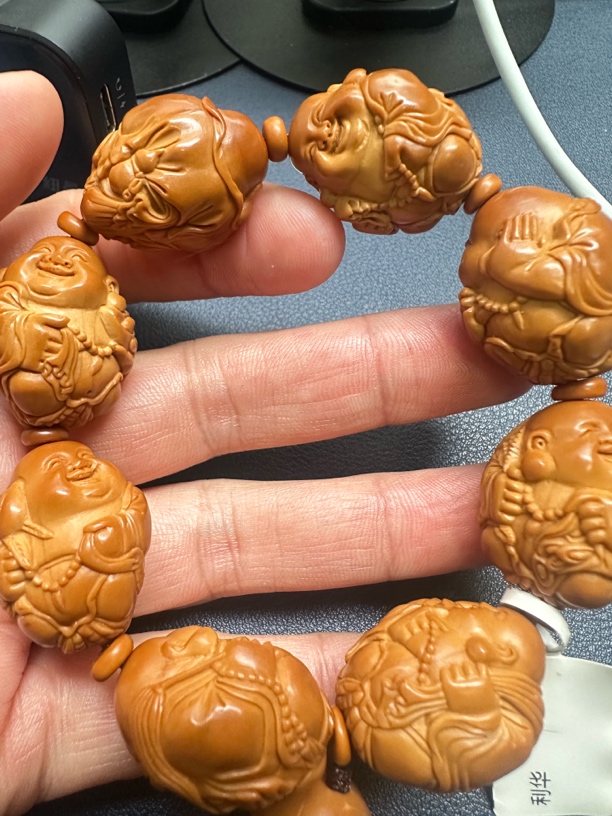 苏州舟山核雕橄榄核雕刻2.0弥勒