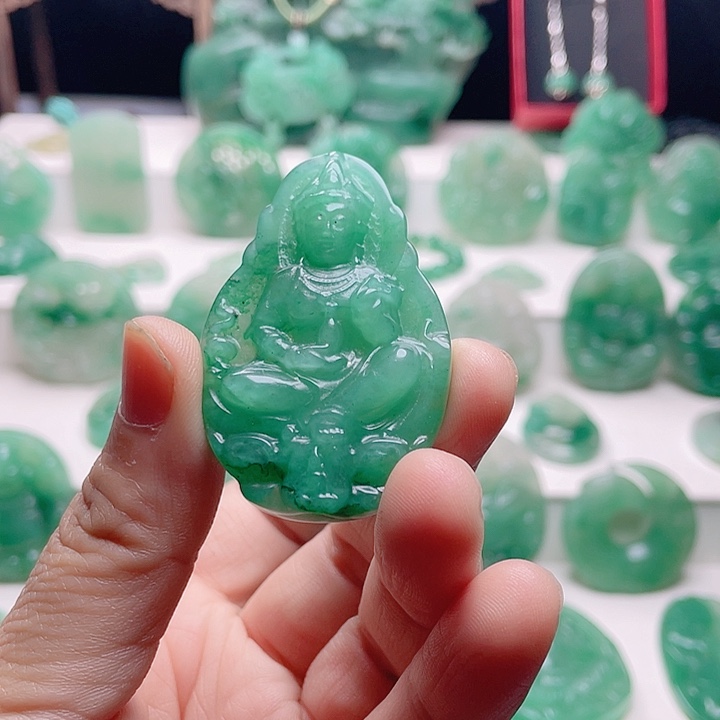 妖***灵石英质玉未镶嵌手链