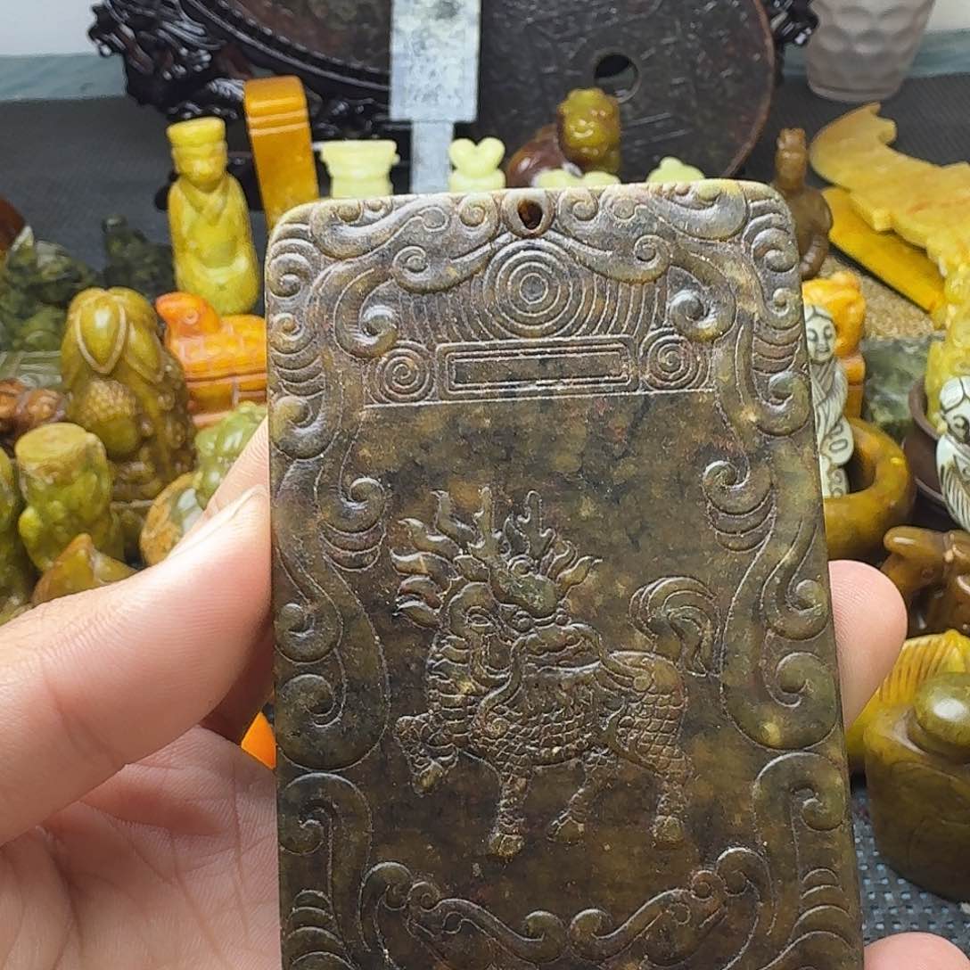 白玉菩提吊坠。。。