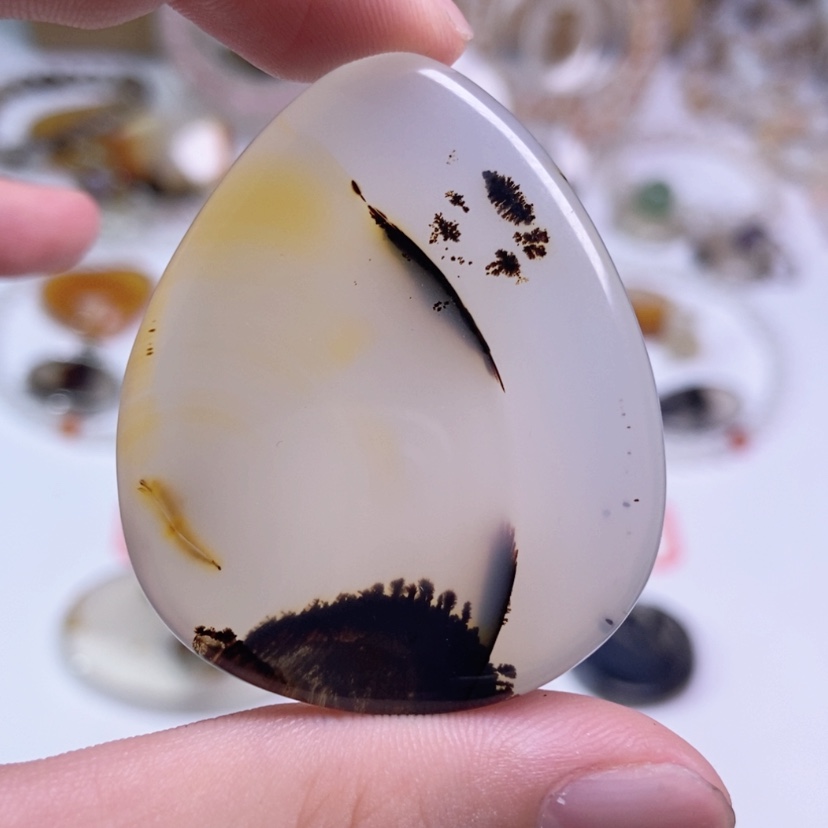 【闪购商品】玛瑙/玉髓颈饰合金