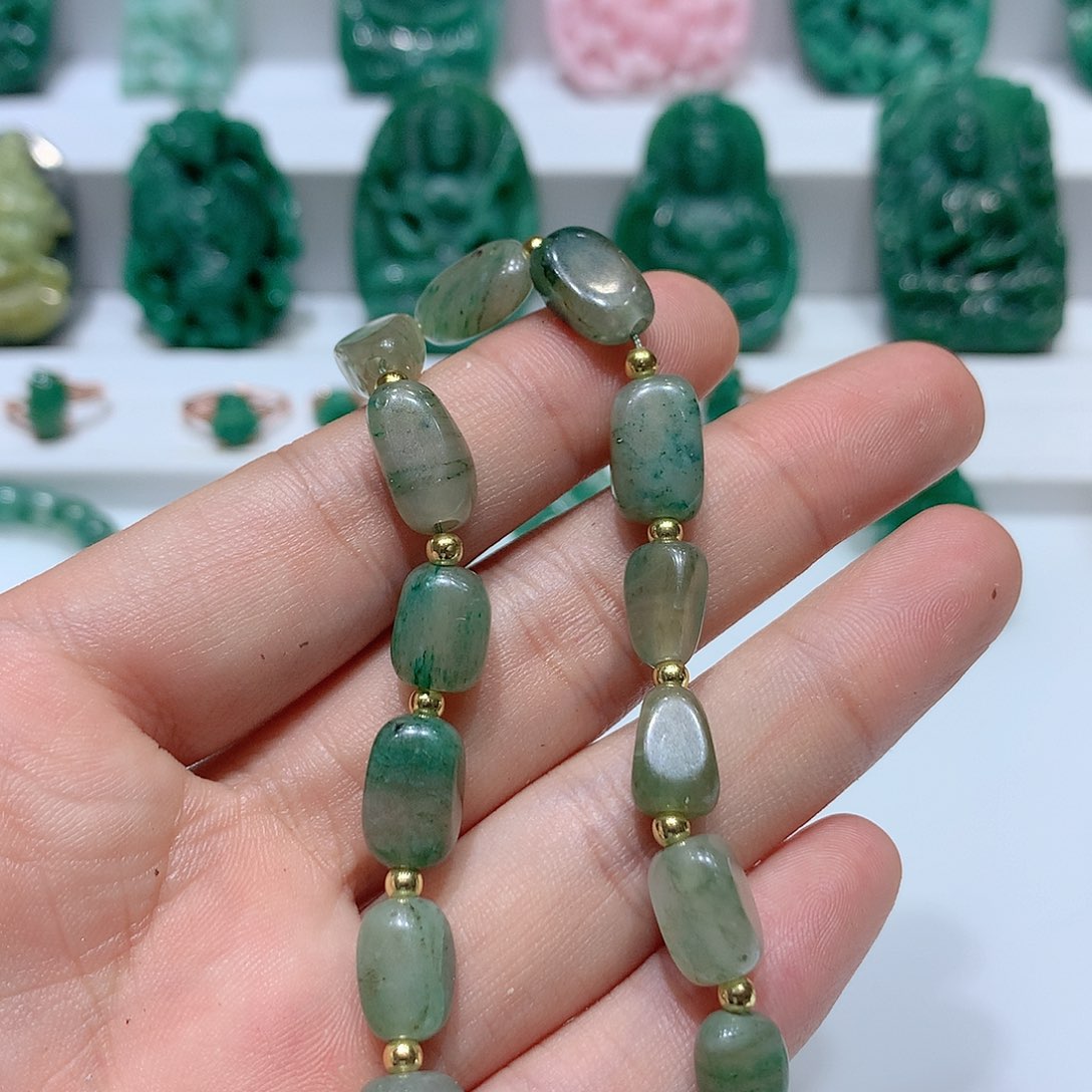 独山玉挂件未镶嵌