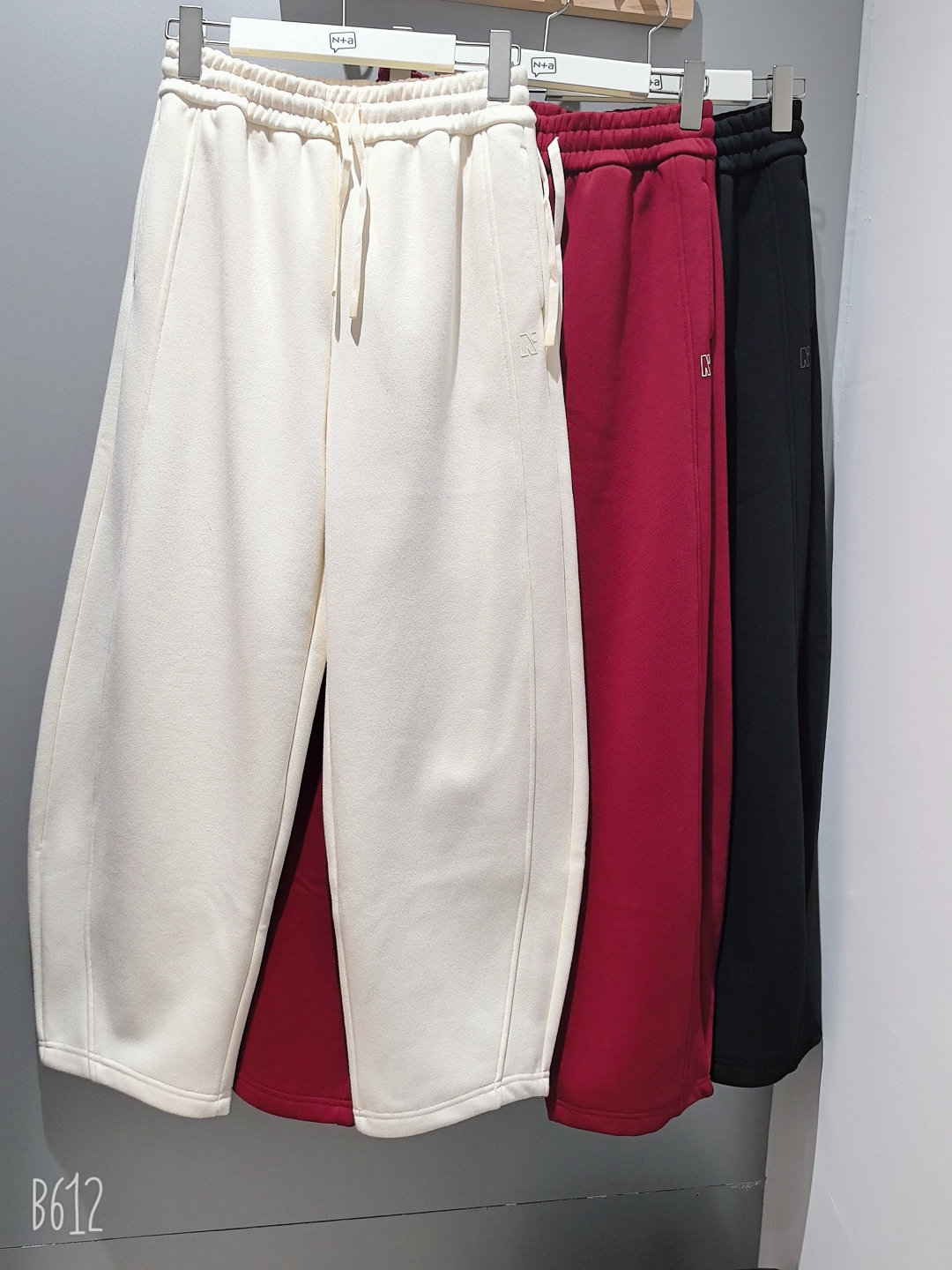 时尚厚款松紧腰休闲裤弯刀长裤纯色