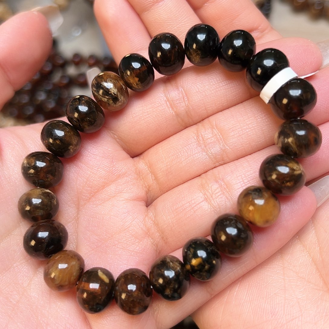 琥珀未镶嵌裸石抚顺琥珀十一10340