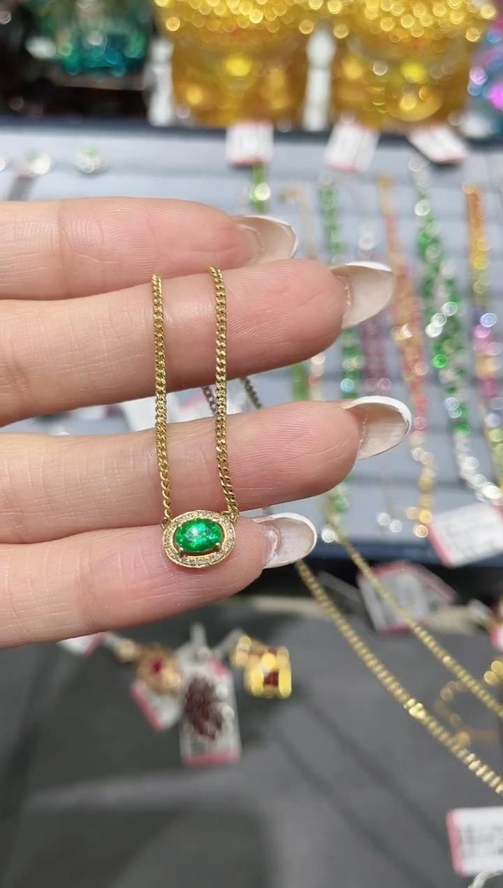 18K金镶嵌天然祖母绿项链古巴链