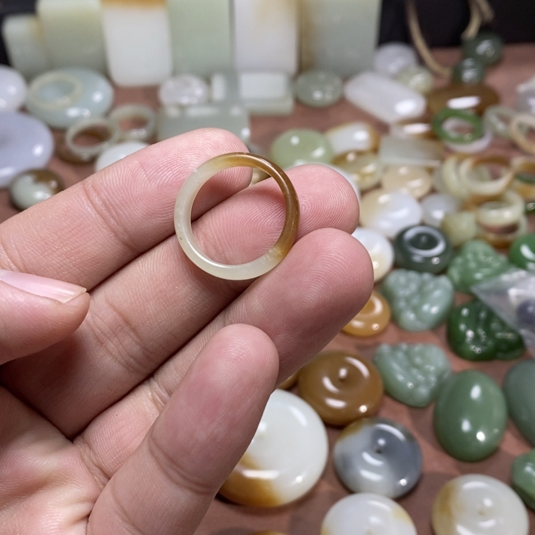 和田玉吊坠(不含链)未镶嵌M*