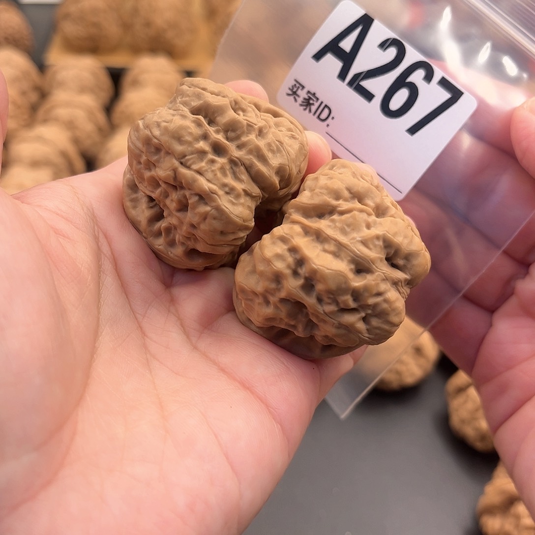 桃核把件低**瓜蛙蛙精品41
