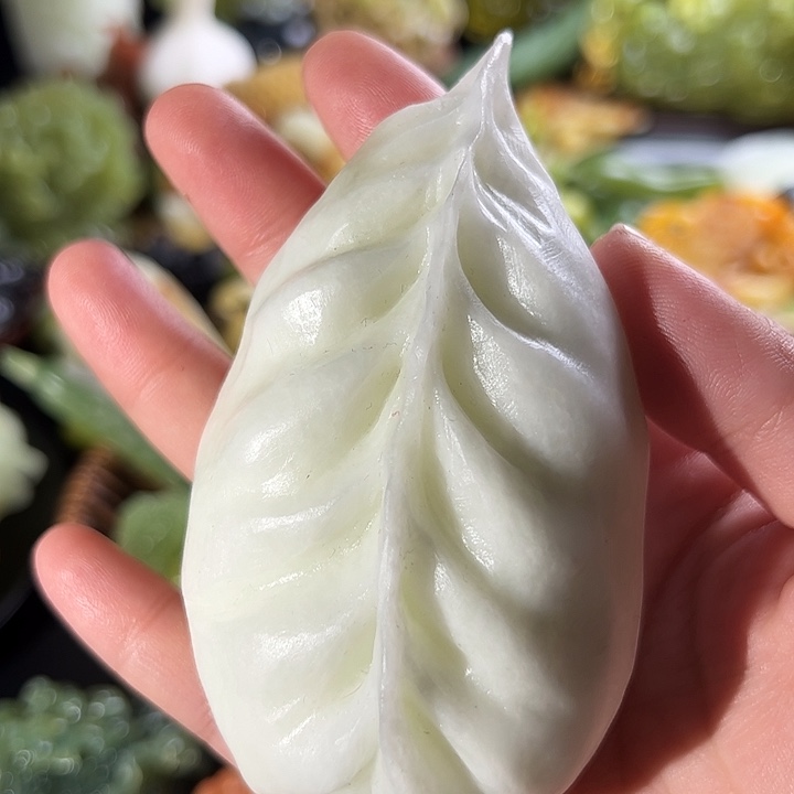 蛇纹石玉柳叶大包子合金