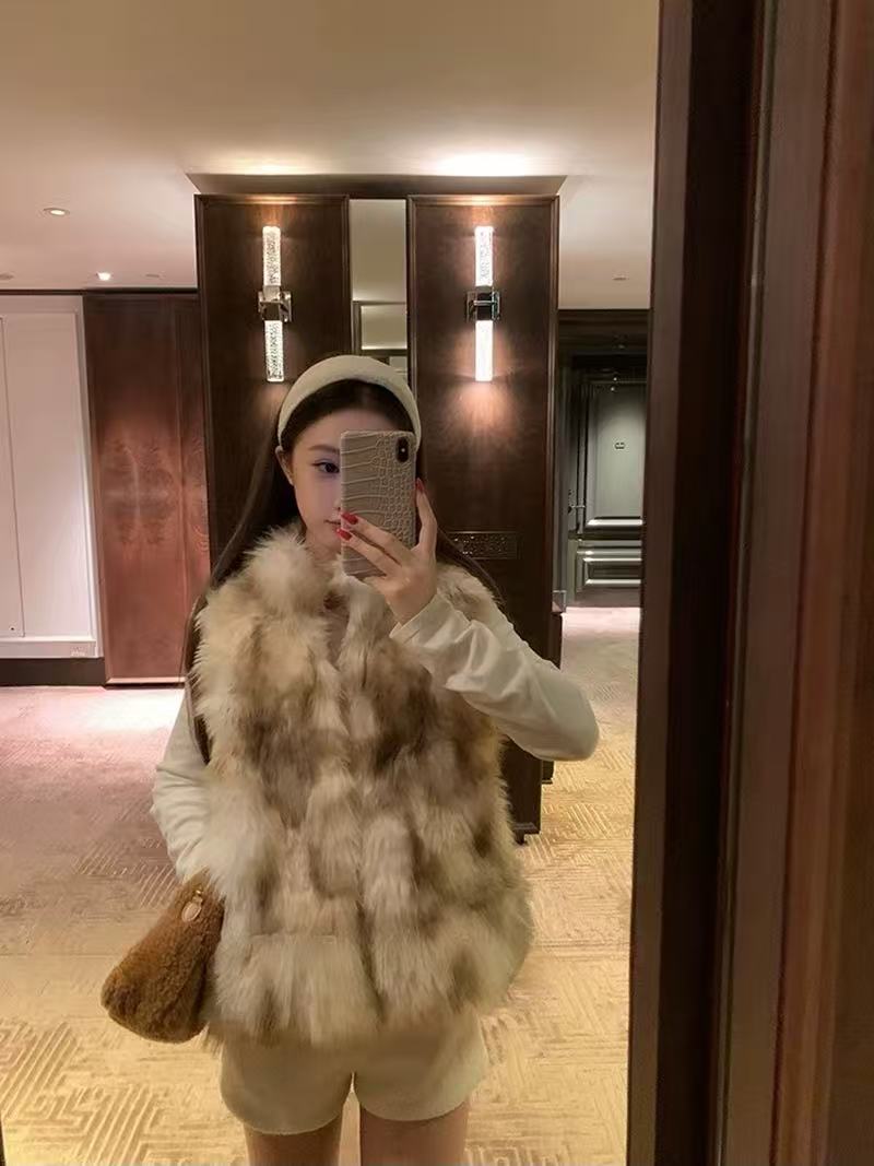 气质网红时尚百搭环保毛秋冬休闲休闲马甲