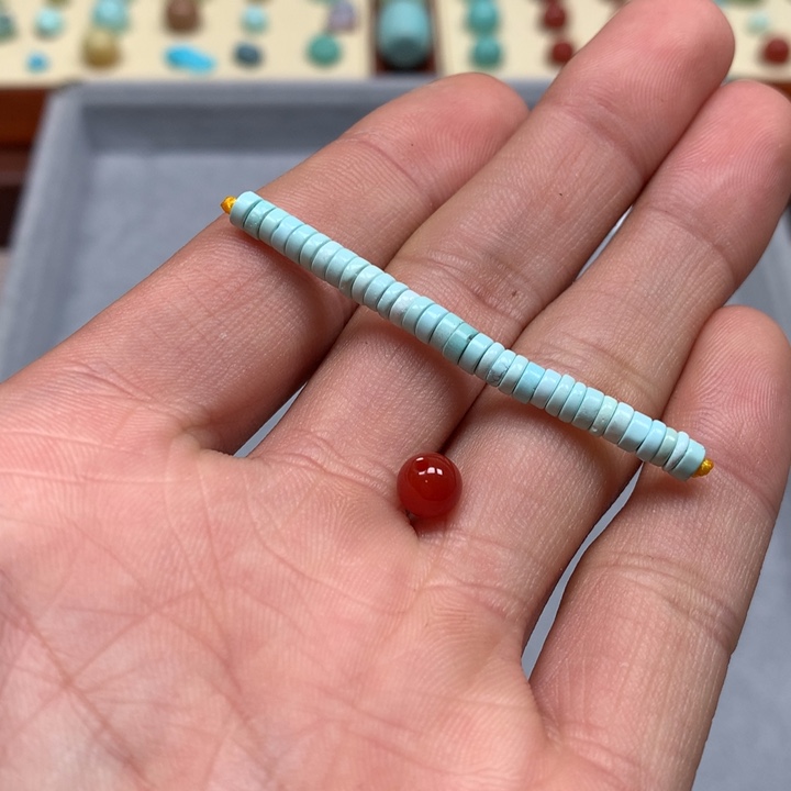 南红玛瑙配饰未镶嵌