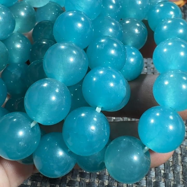 温***3玛瑙/玉髓未镶嵌颈饰