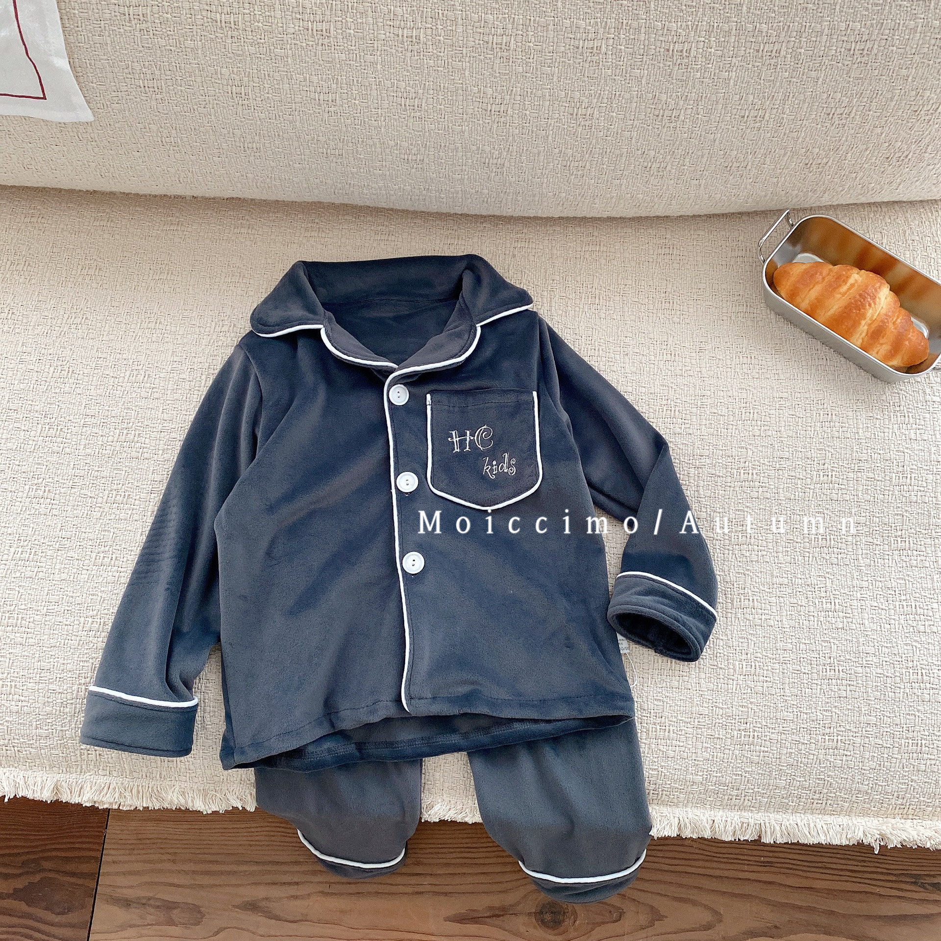 冬季新款雪尼绒对开家居服宝宝套装（100-140）