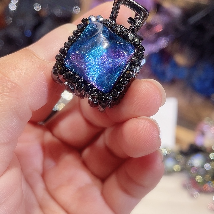 布艺铁合金蓝色小抓匠