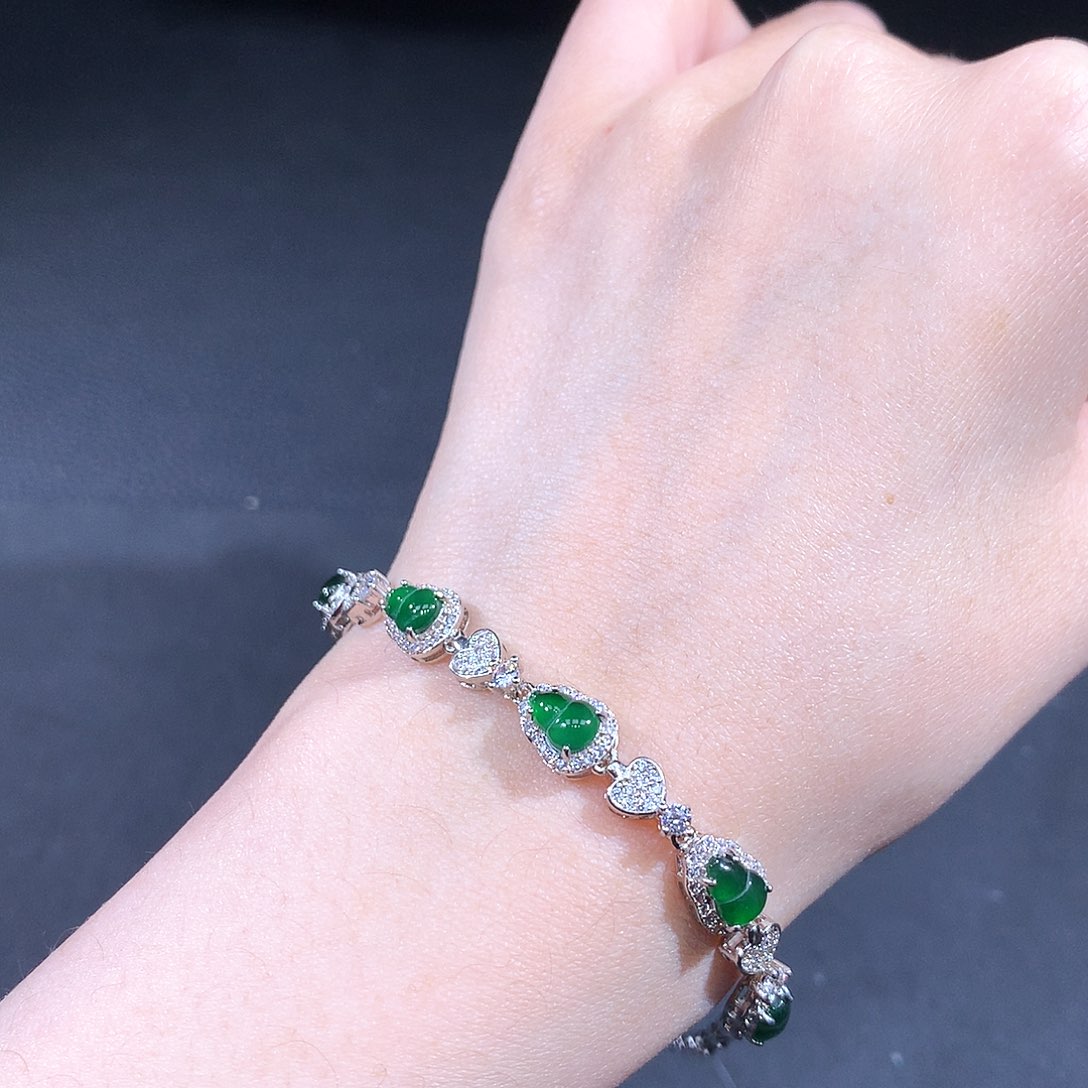 未镶嵌戒指翡翠翡翠