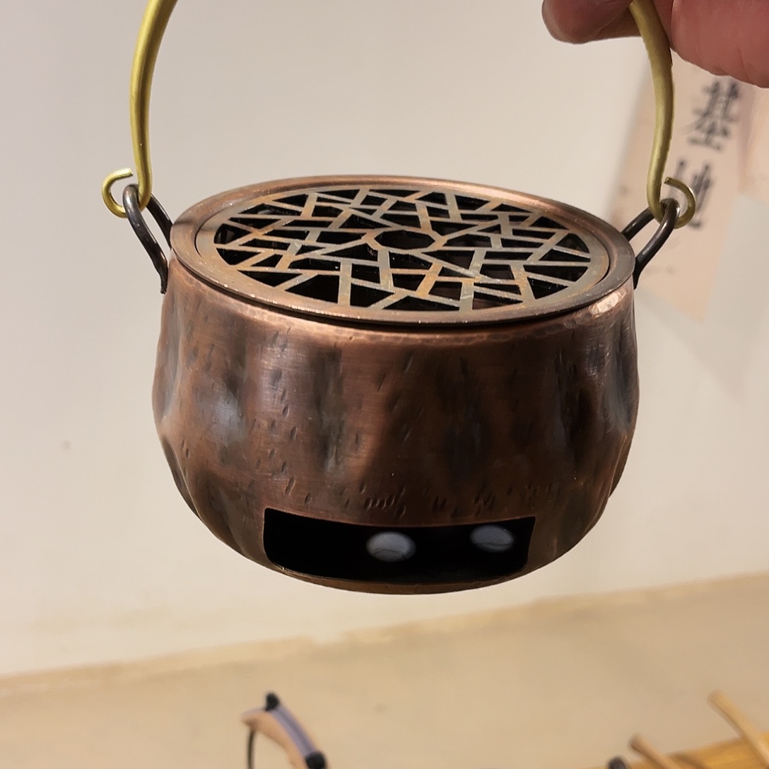 手工锻打工艺提梁炉子