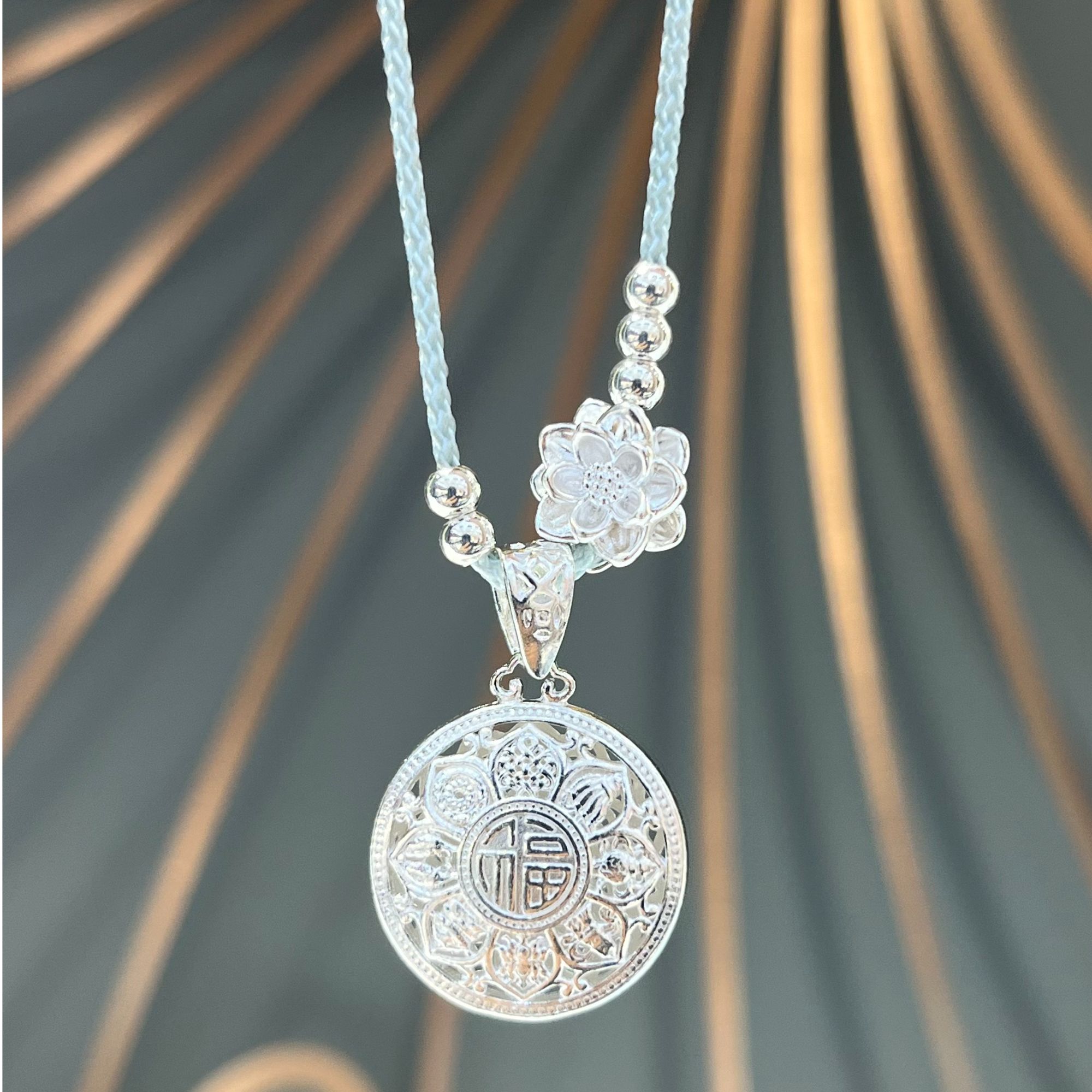 明牌珠宝 吊坠足银 楼哥甄选足银八宝罗盘转运吊坠福字 圆盘 银挂