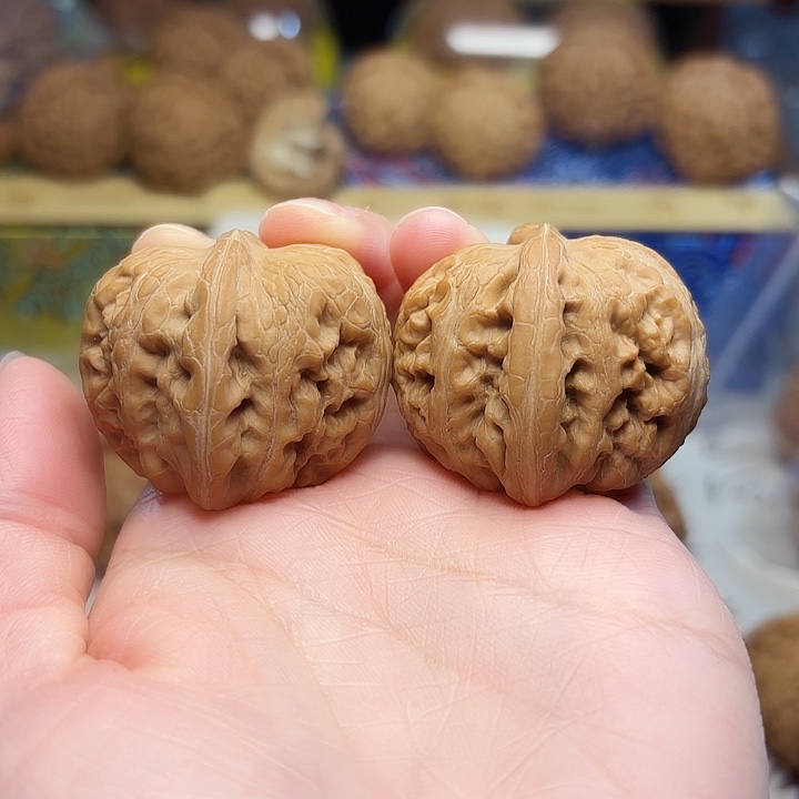 文玩核桃吊坠元宝37