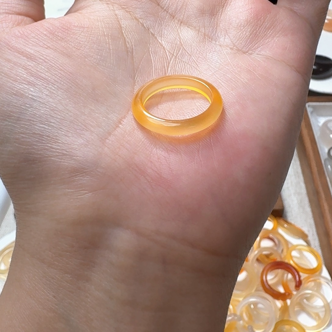 未镶嵌戒指玛瑙/玉髓720港13