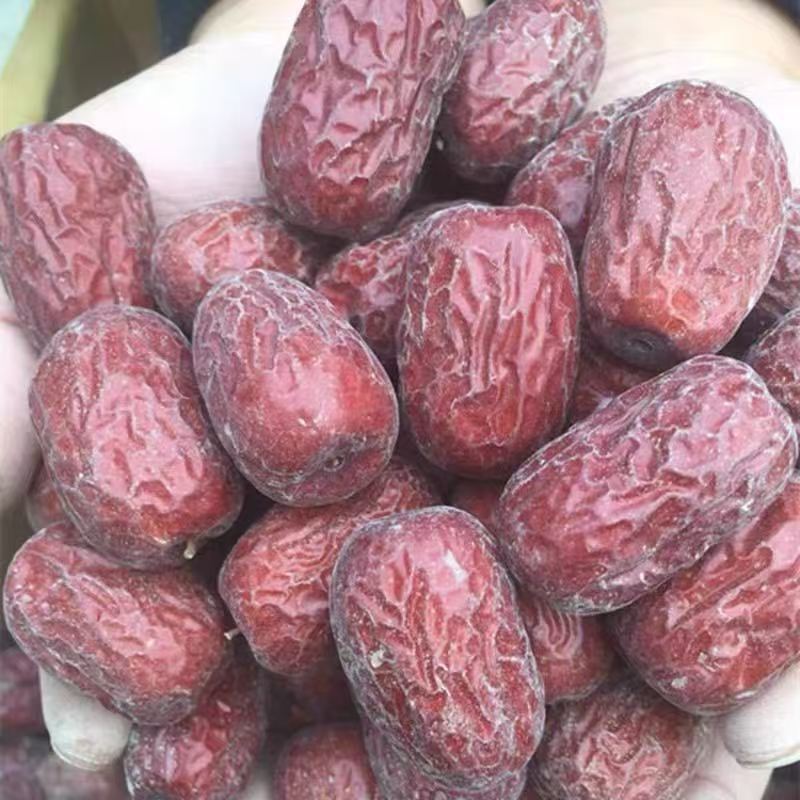 新疆若羌原生态未清洗吊干灰枣皮薄肉厚核小