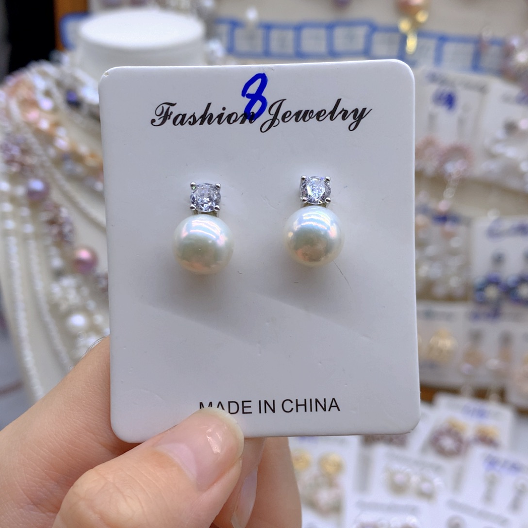 淡水珍珠颈饰合金