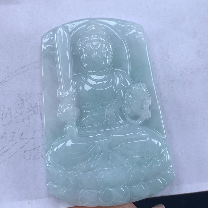 颈饰未镶嵌翡翠不动