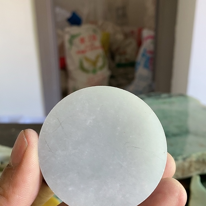 忘***忧翡翠未镶嵌颈饰我