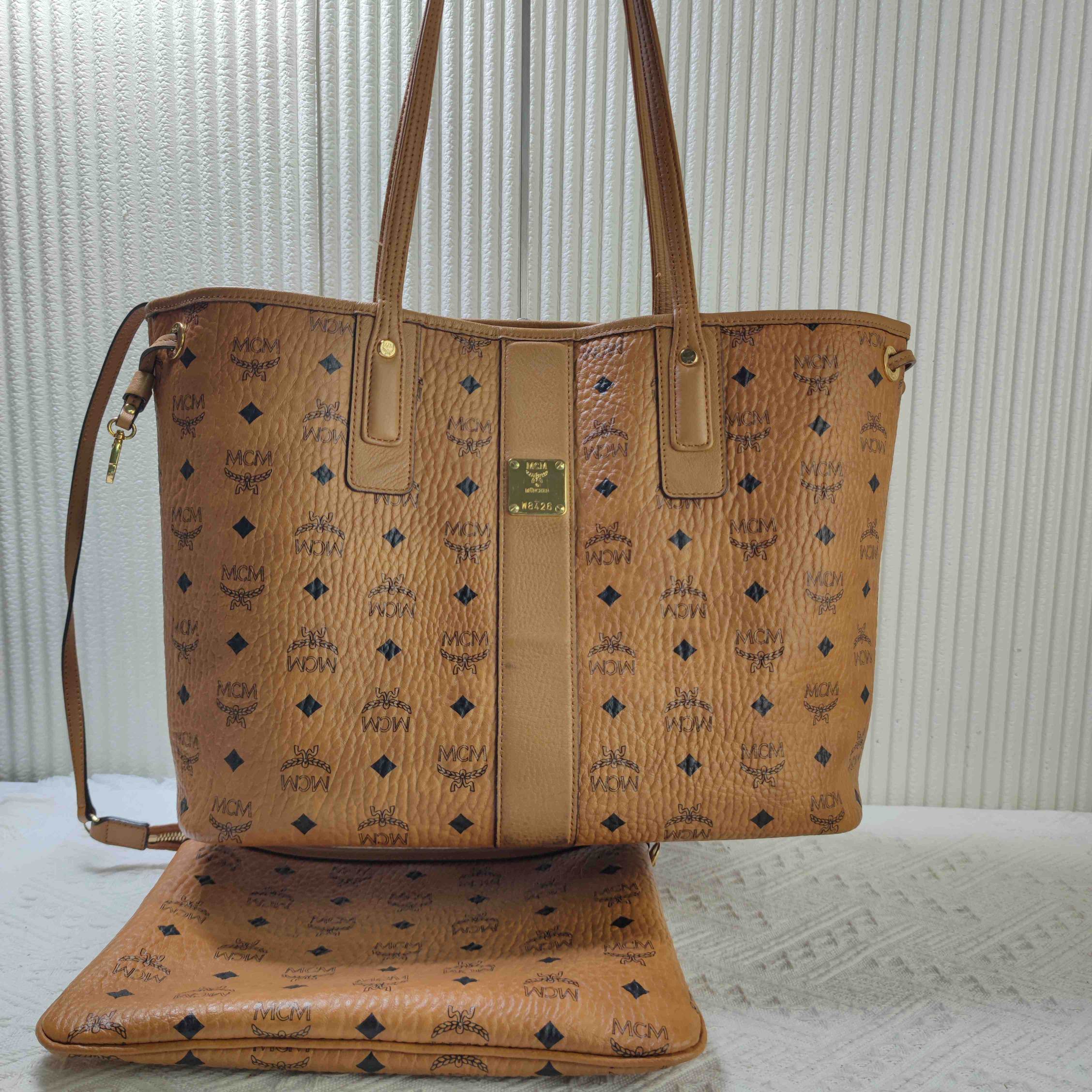 95新 MCM MCM  LIZ  Visetos 双面购物袋 单肩包