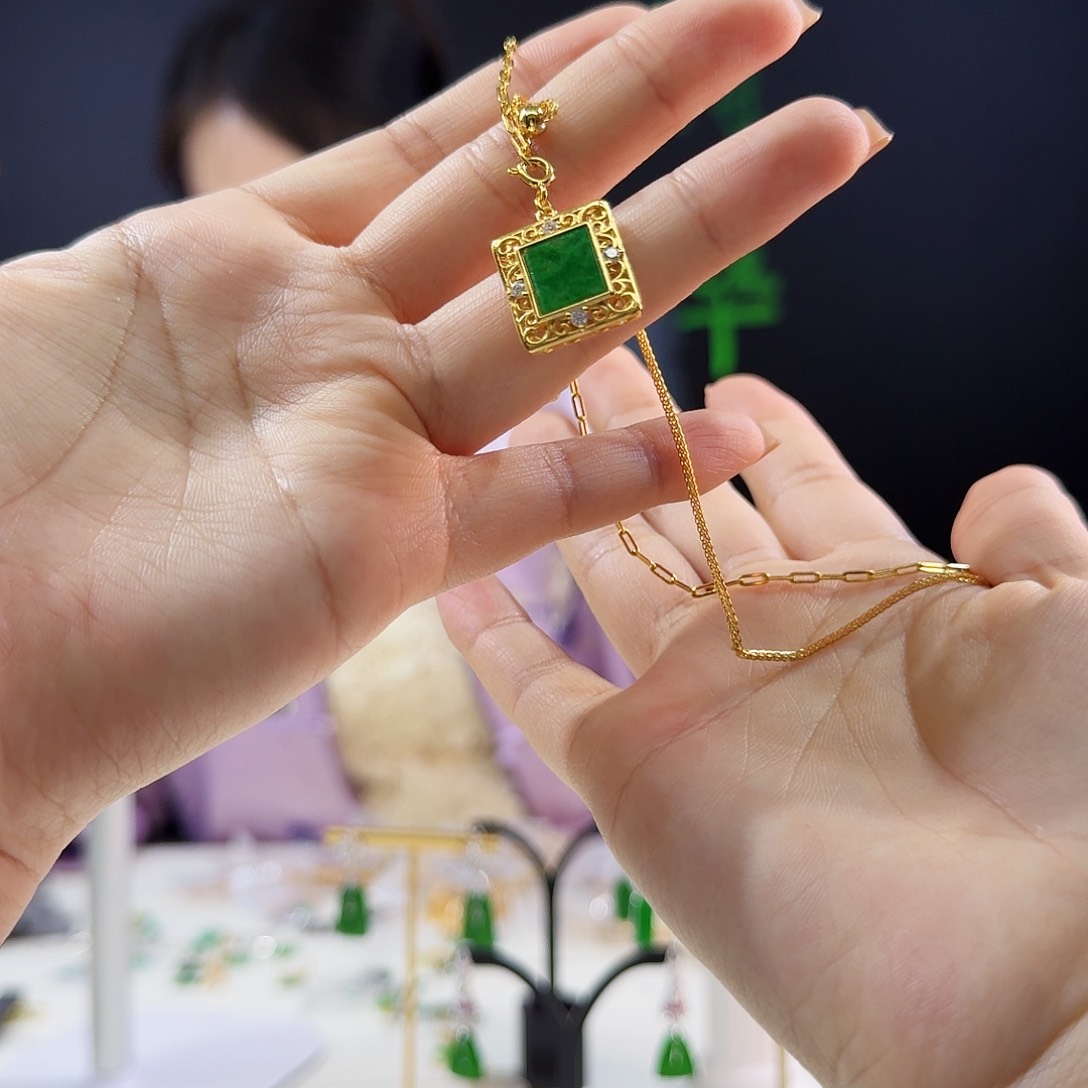 翡翠颈饰银S925镶嵌925镶嵌