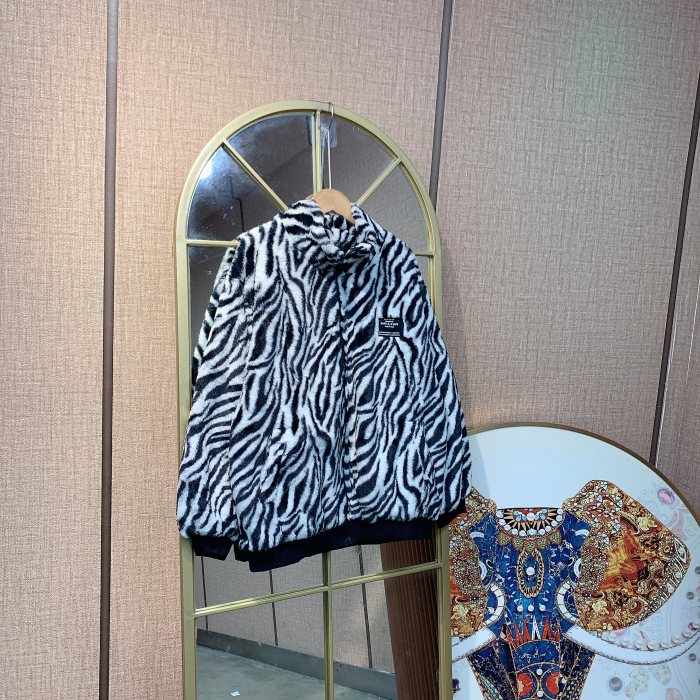 PP738孕妇黑色外套90-130