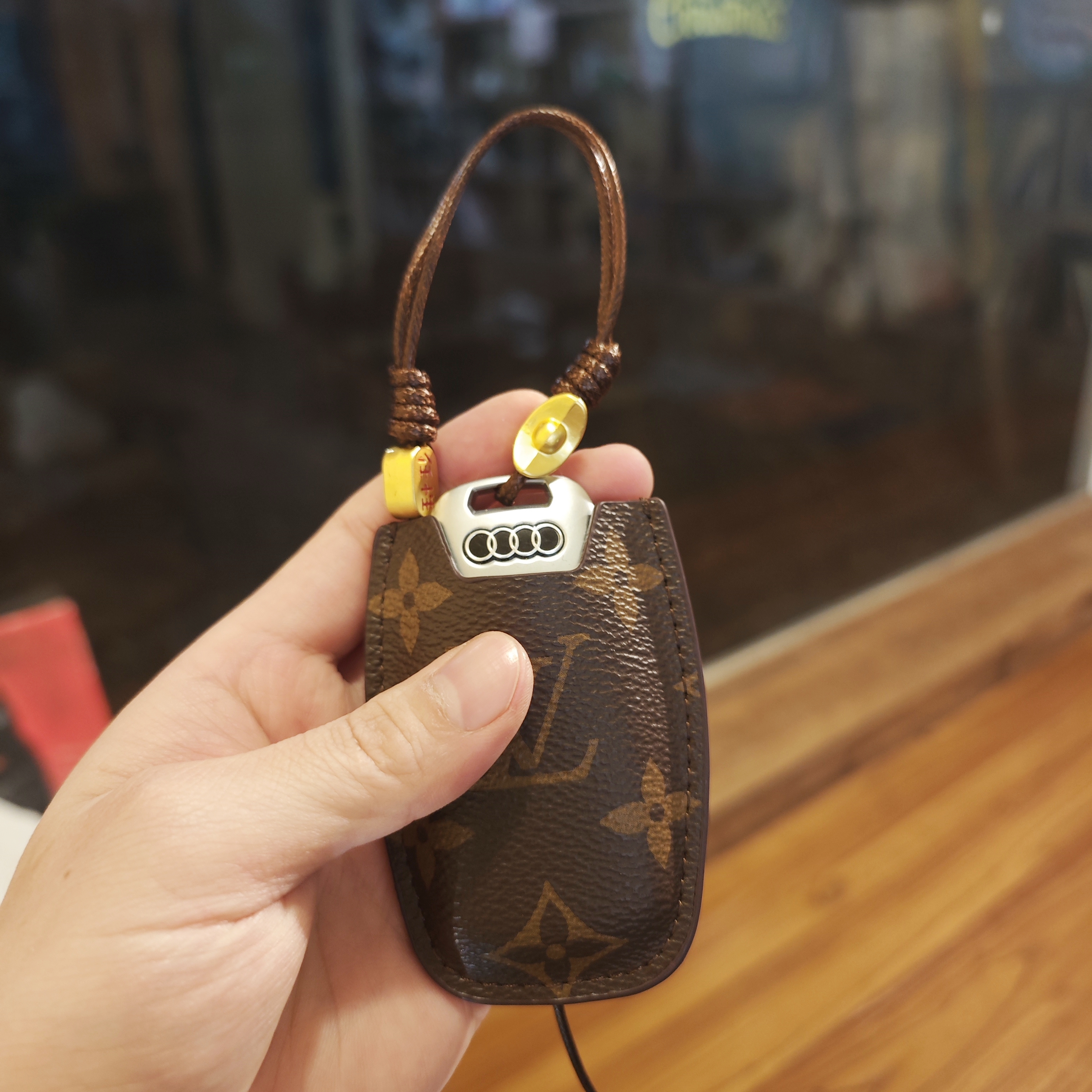 奥迪新款钥匙套老花皮质适用于A4A6A8钥匙包Q3LQ5LQ7LA3保护壳