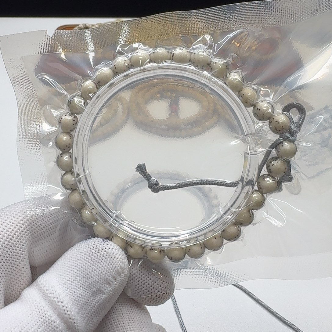 我***着吊坠星月菩提215梵天糯冰石玉河豚7圆手持一物一图