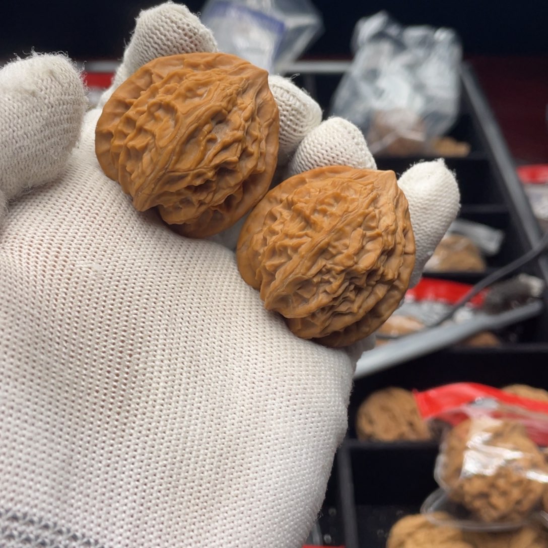 文玩核桃把件血灯笼 008