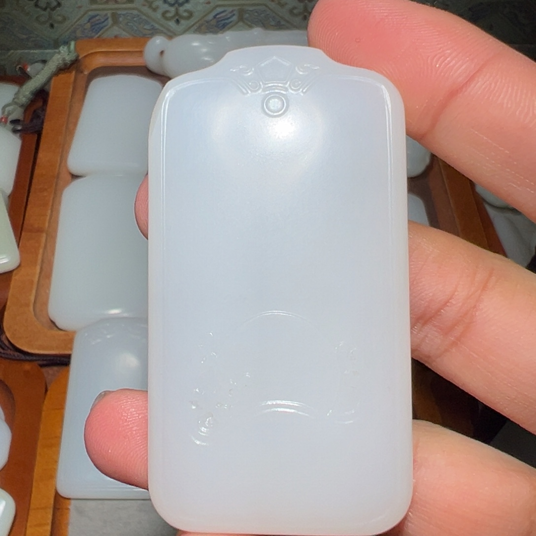 S***a和田玉未镶嵌挂件