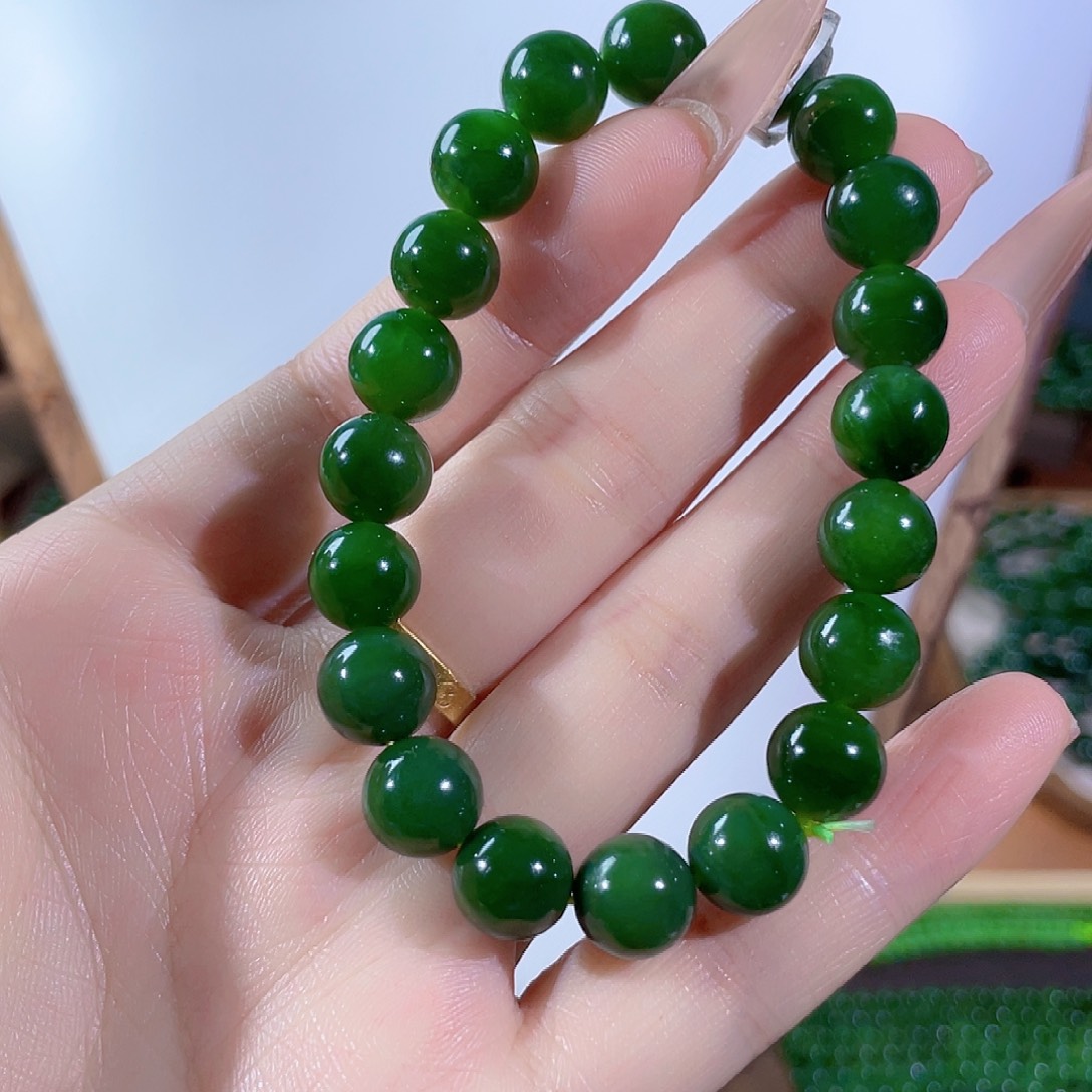 和田玉未镶嵌颈饰10