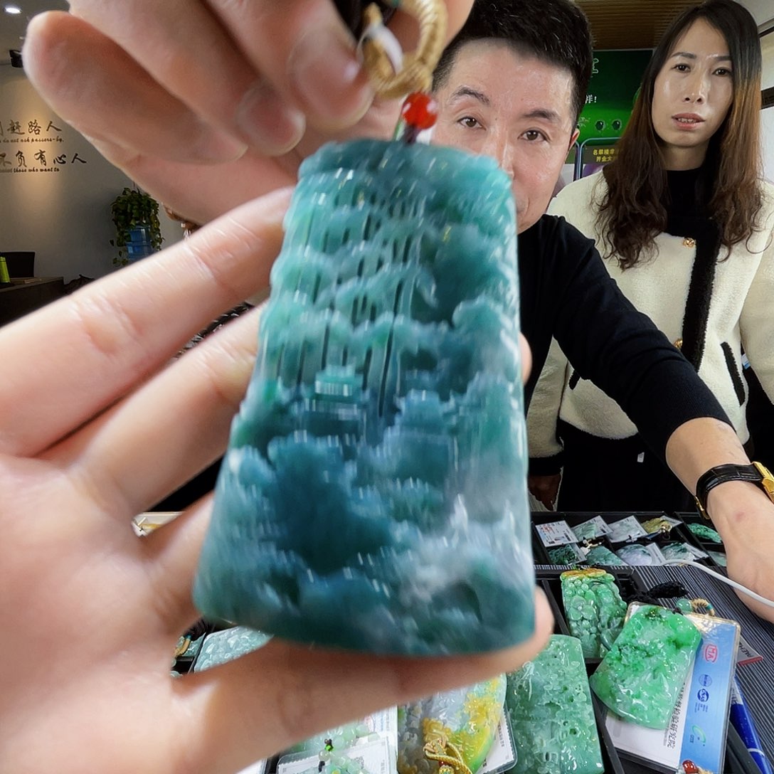 颈饰未镶嵌翡翠翡翠