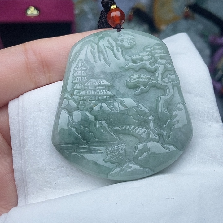 翡翠未镶嵌颈饰翡翠