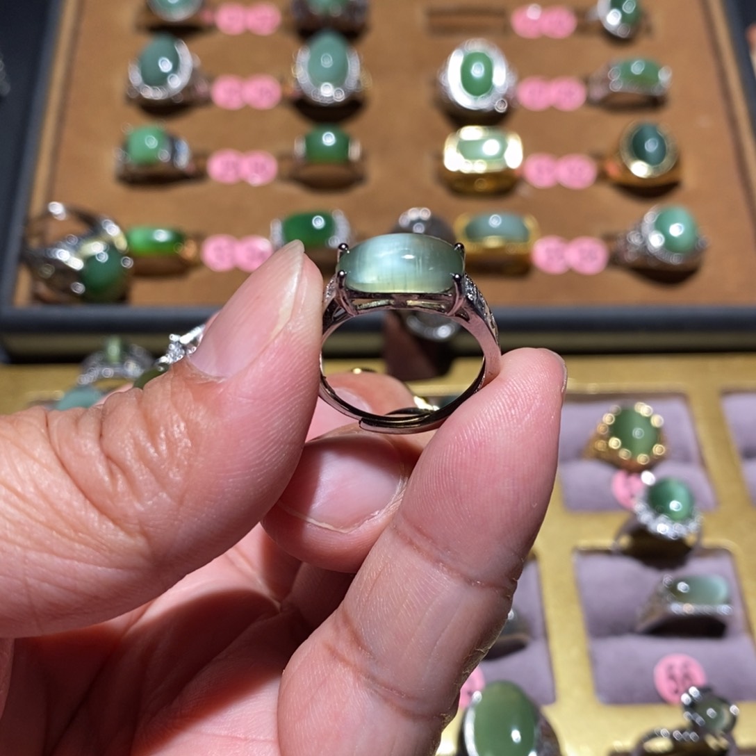 和田玉（碧玉）戒指未镶嵌佛*