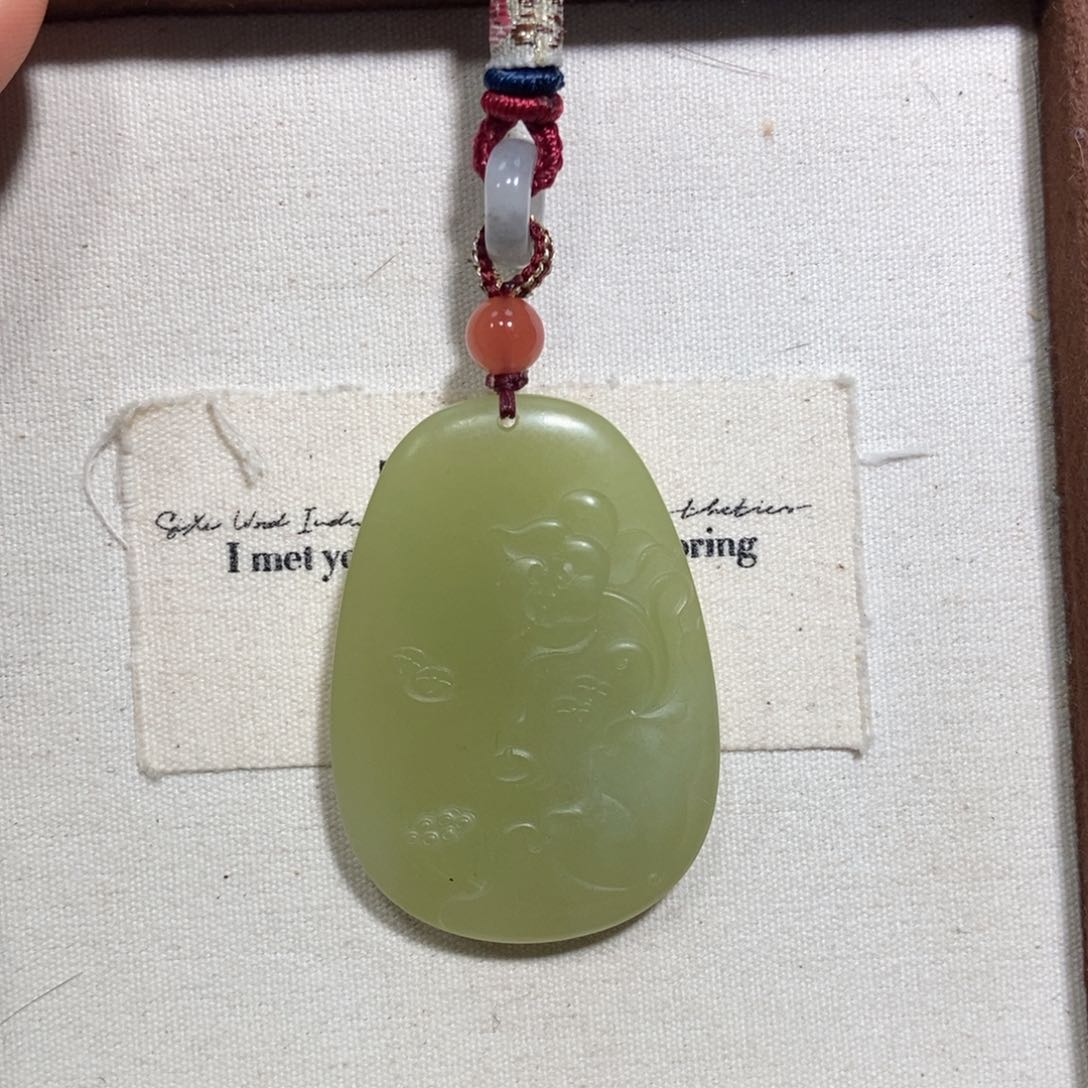 和田玉（糖玉）颈饰未镶嵌