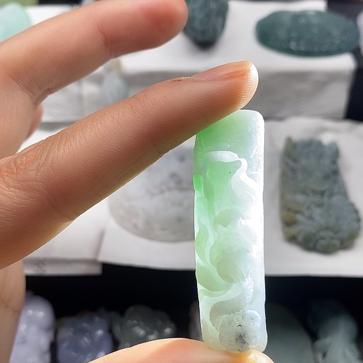 定制翡翠未镶嵌翡翠首饰