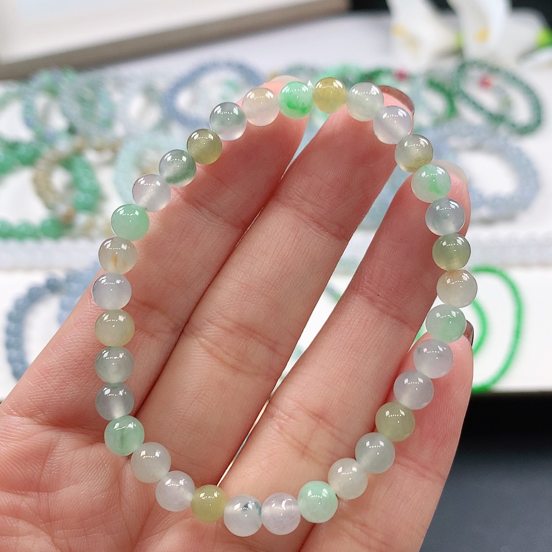 翡翠未镶嵌手链5.6mm