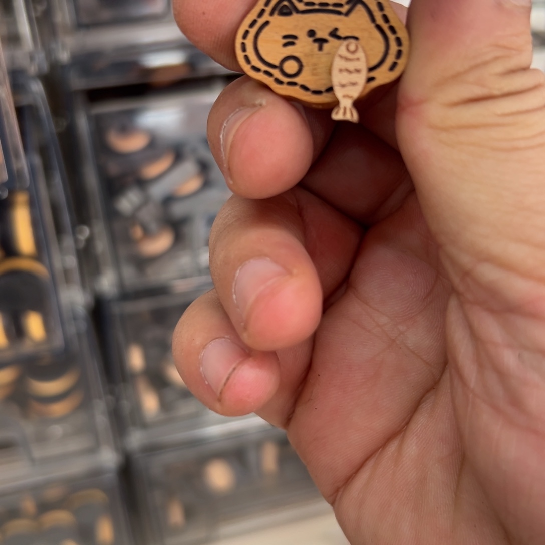 只买单纯的吊坠，没带链子，属的性质。