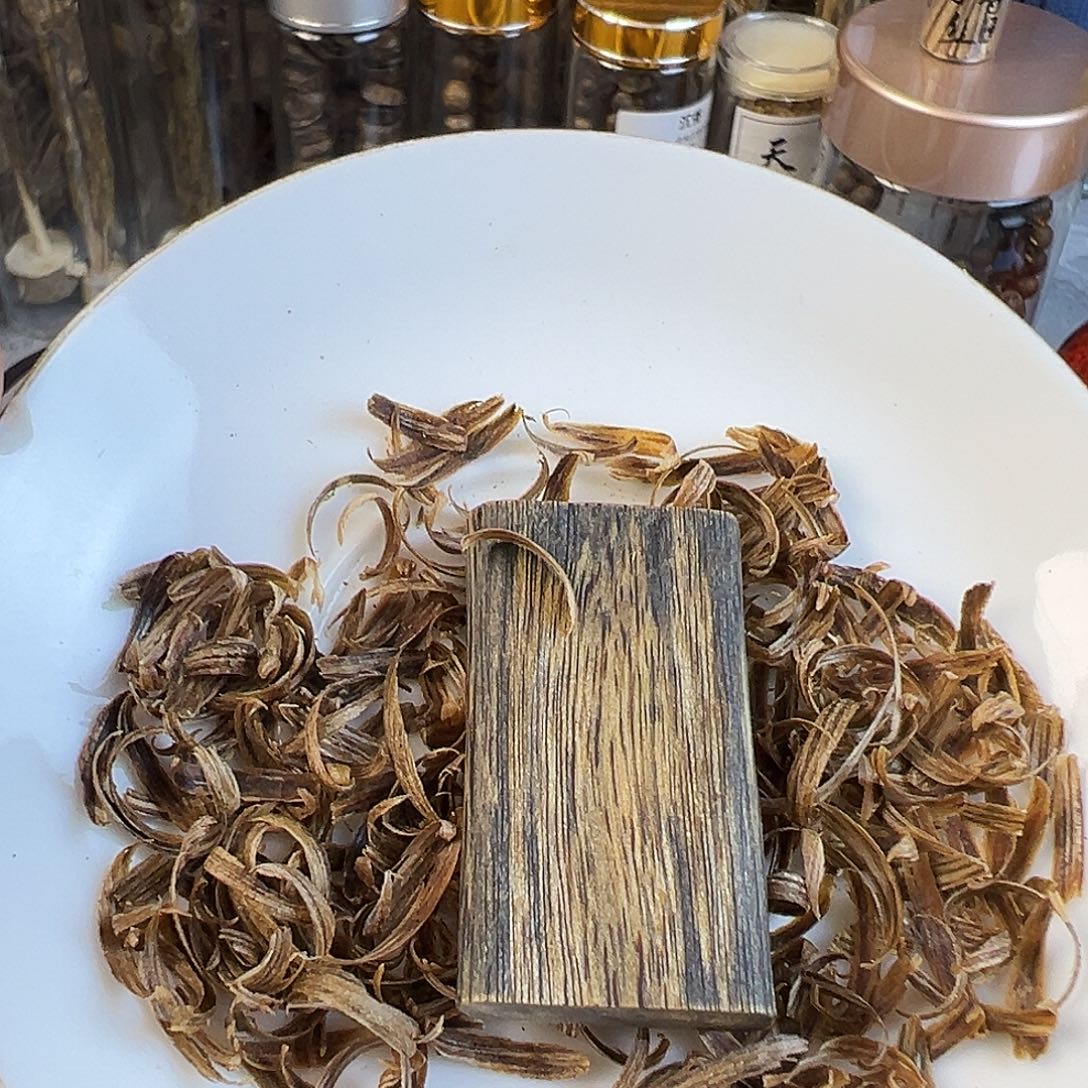 沉香枕沉香无事牌奇楠沉香原料