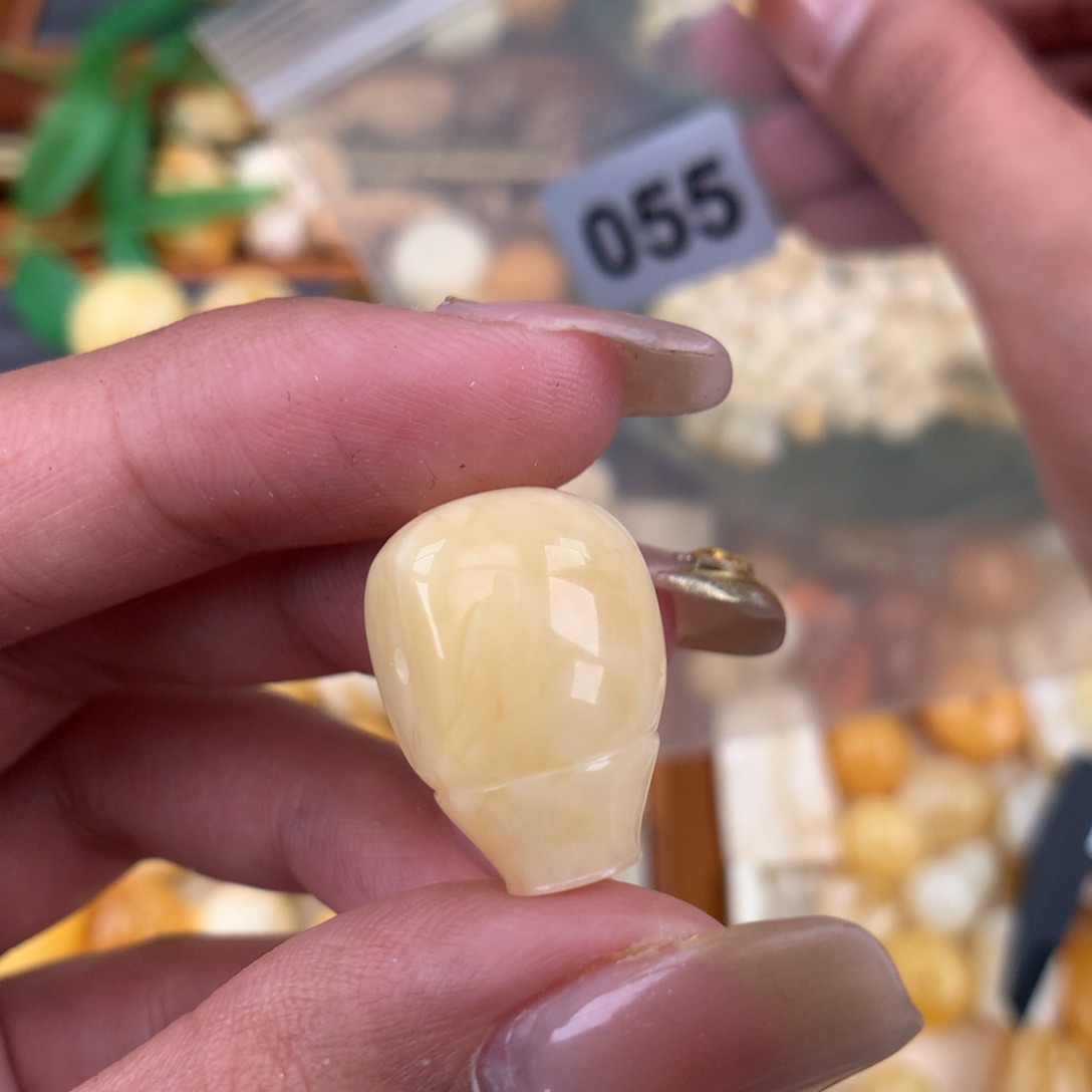 琥珀珠宝奇石未镶嵌12.8